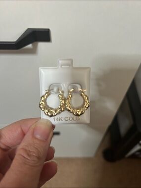 14K Gold Textured Hoop Earrings - Gold